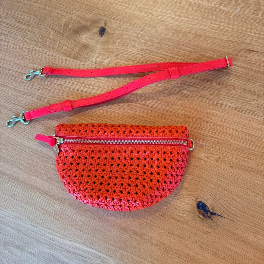 Clare V PETITE FANNY in Bright Poppy Rattan NWT $375 - Picture 9 of 9